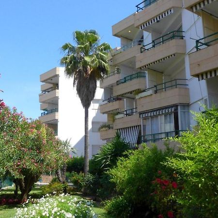 סאלו Apartamentos Colon מראה חיצוני תמונה