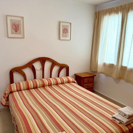 סאלו Apartamentos Colon מראה חיצוני תמונה