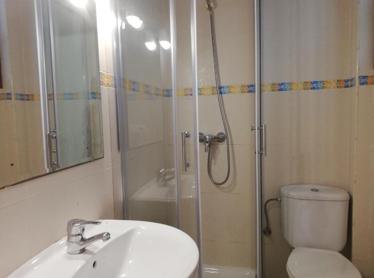 סאלו Apartamentos Colon מראה חיצוני תמונה