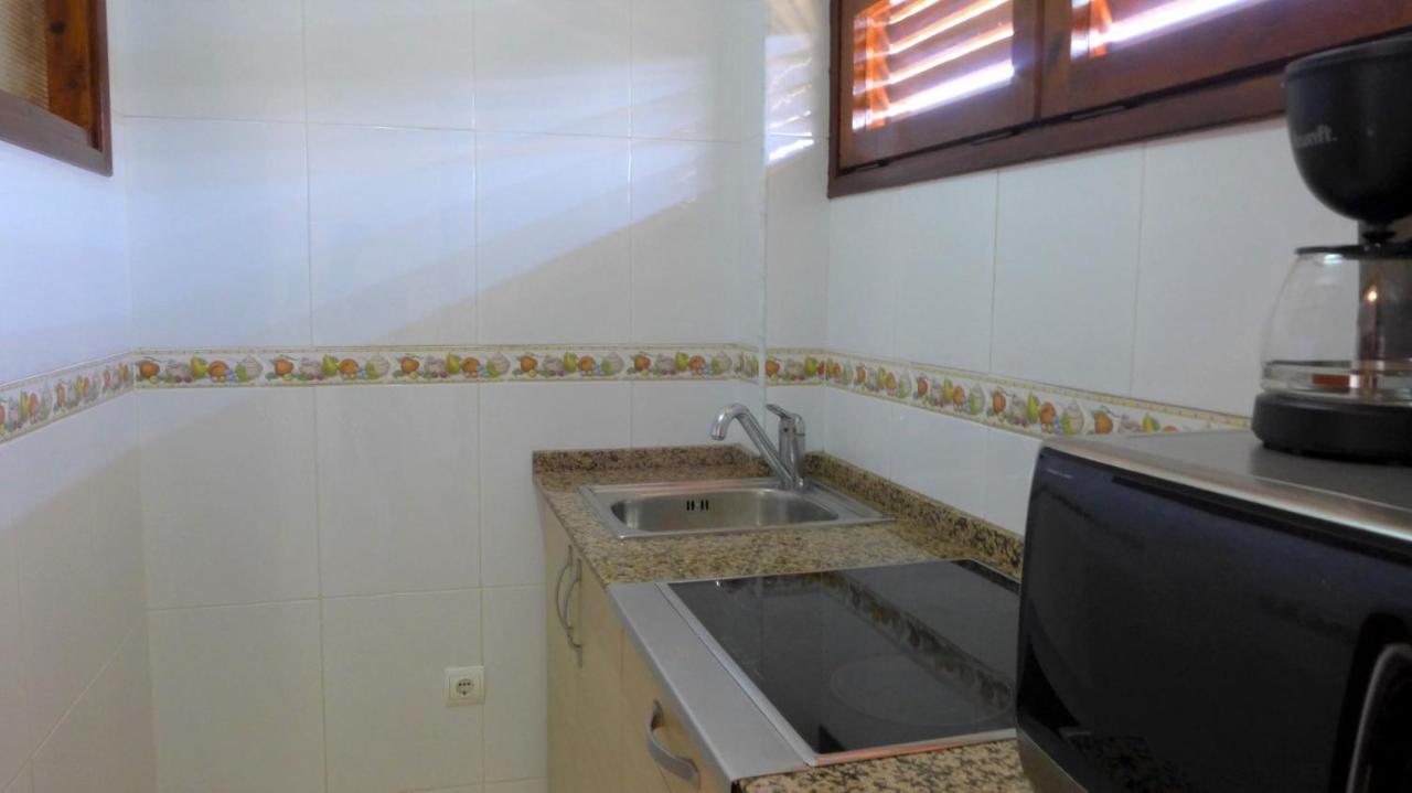 סאלו Apartamentos Colon מראה חיצוני תמונה