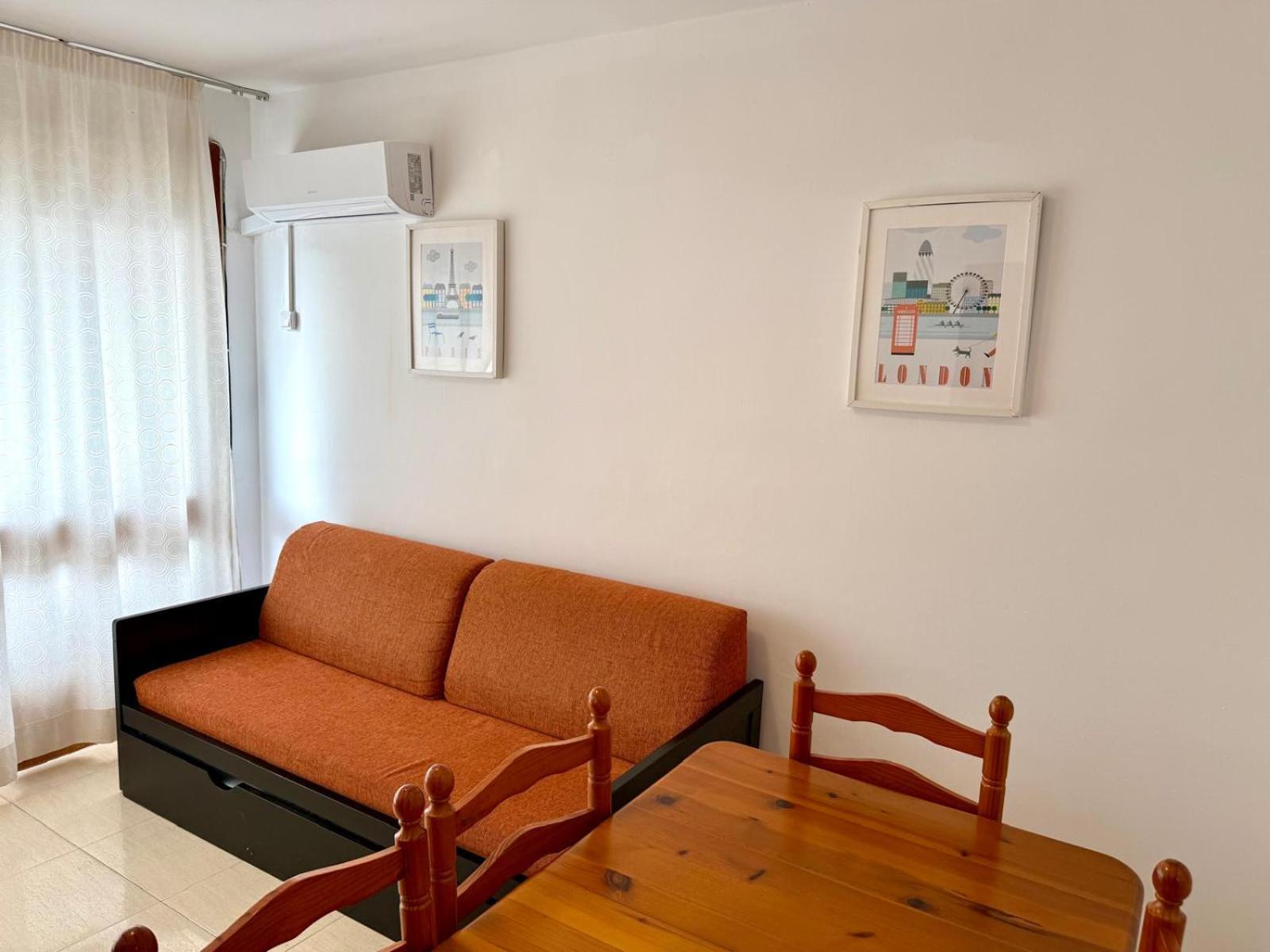 סאלו Apartamentos Colon מראה חיצוני תמונה