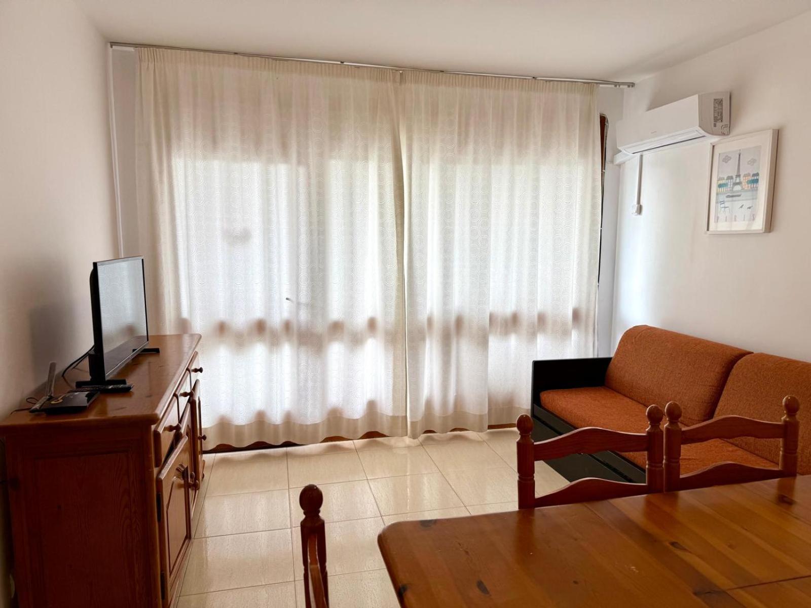 סאלו Apartamentos Colon מראה חיצוני תמונה